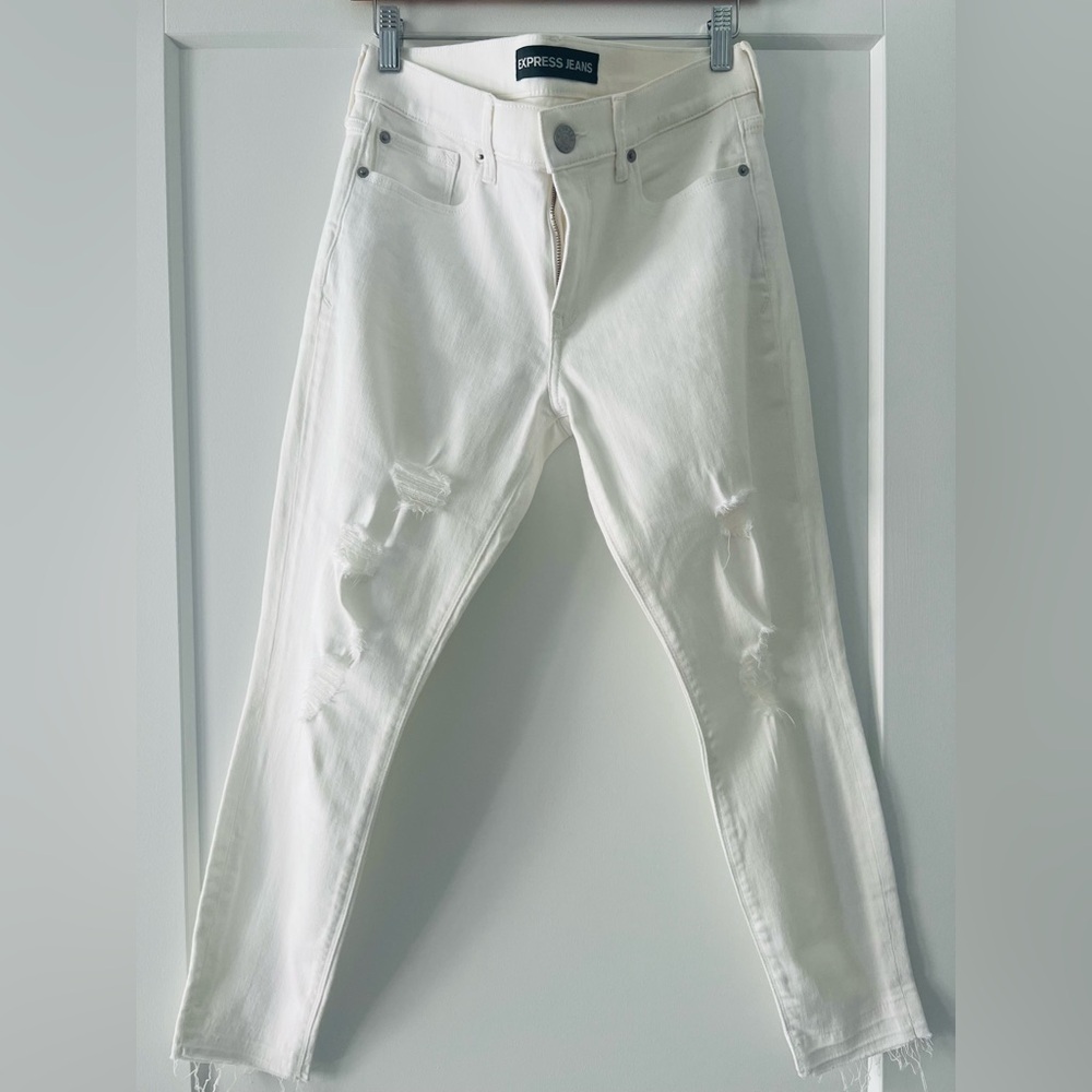 Express White Skinny Ankle Distressed Jeans, Size 8 - Picture 3 of 13